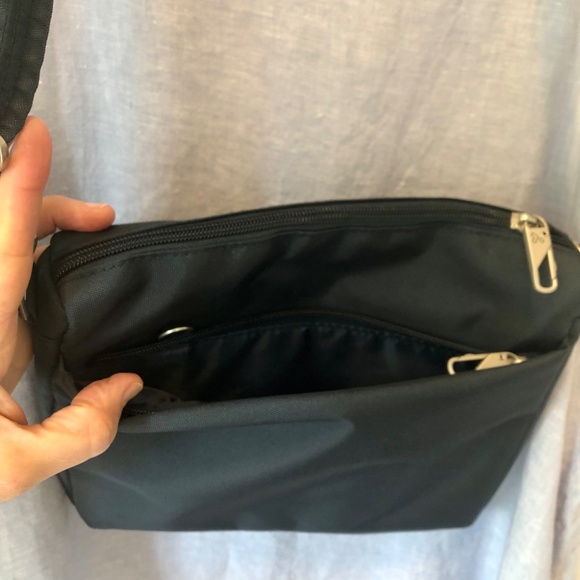 Travelon Anti-Theft Small Crossbody Purse - Picture 16 of 16
